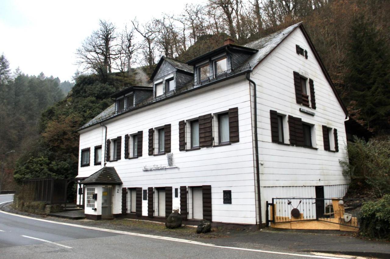 Pension Entersburg Bad Bertrich Exterior foto